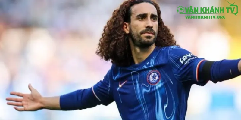 Khi Marc Cucurella thẳng thắn nhìn nhận hàng thủ