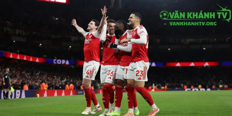 Arsenal tấn công sắc bén, kiểm soát nhịp độ trước Bayern Munich